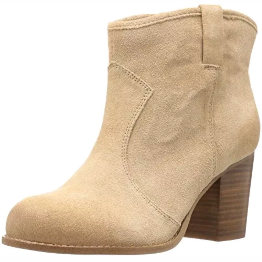 Splendid Lakota Suede Booties - Biscotti color